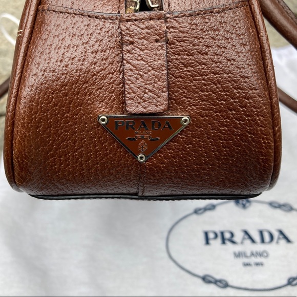 Prada Vitello Bowler Bag | Sm. | Brown | AUTHENTIC - Picture 4 of 10